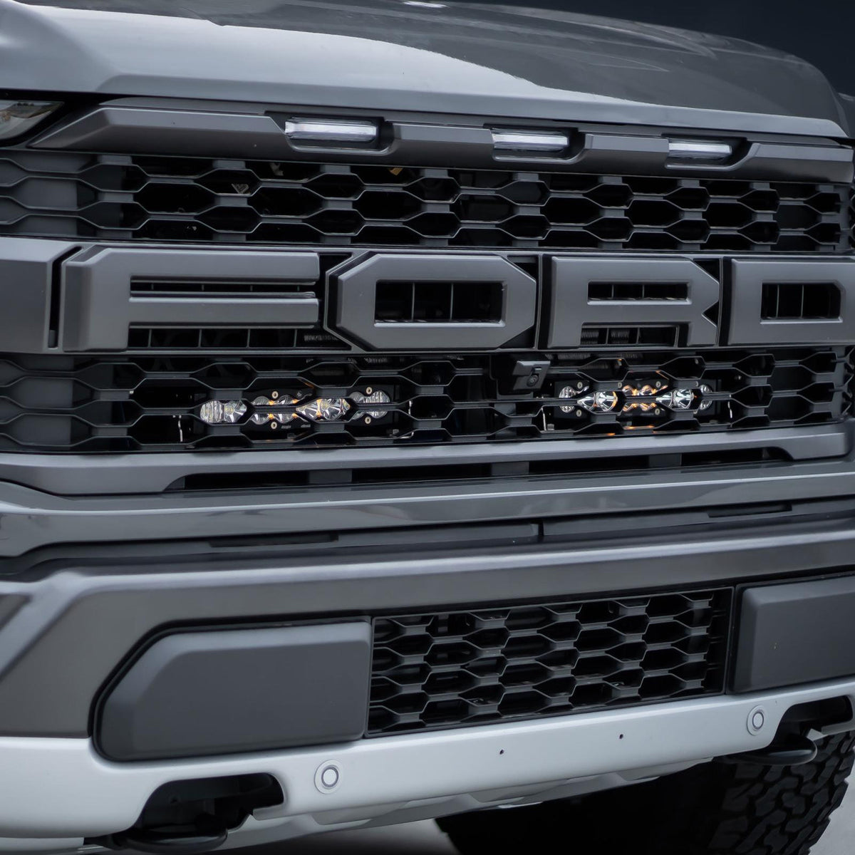 Baja Designs S8 Behind Grill Kit -10in Clear D/C Ford F150 Raptor / Raptor R (2021+)